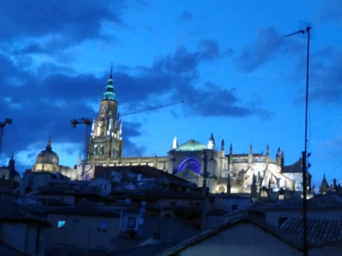 Catedral Toledo Apartamento Exterior foto